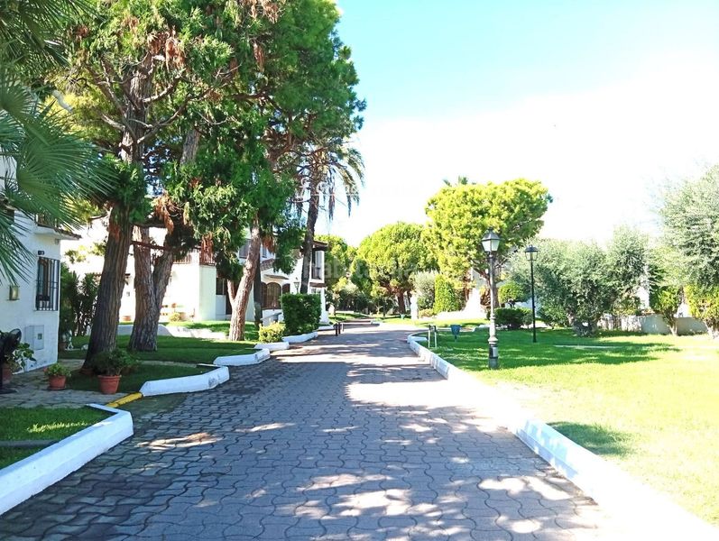 Foto cb866e9f-0518-4c9f-aa80-92909e20abc3. Semi detached house with parking pool in Alorda Park Calafell