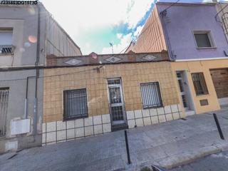 Terreny residencial  Carrer de pardo bazn. Solar en venta para construir en terrassa