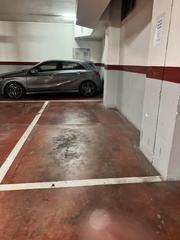 Parking coche en Carrer del marqus de comillas 113. ?? oportunidad en terrassa! parking + trastero en venta