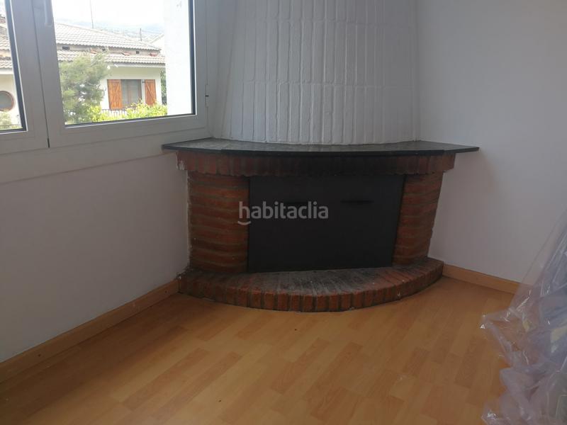 Foto 8c68afdb-f68a-4755-bf1f-7a00add4c25c. Xalet amb xemeneia calefacció aparcament piscina a Vacarisses