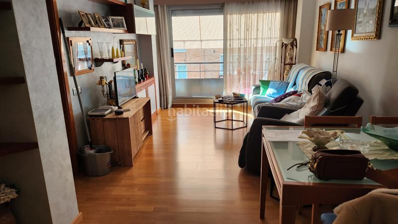 Foto 12d54f9f-0842-49a0-b245-17a4ba15e435. Etagenwohnung mit heizung in Ca n'Aurell Terrassa