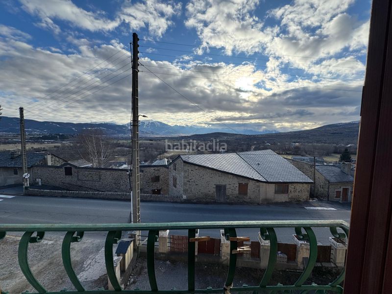 Foto 51a3d984-93db-412c-b937-643ccd1f5830. Àtic amb calefacció aparcament a Enveitg