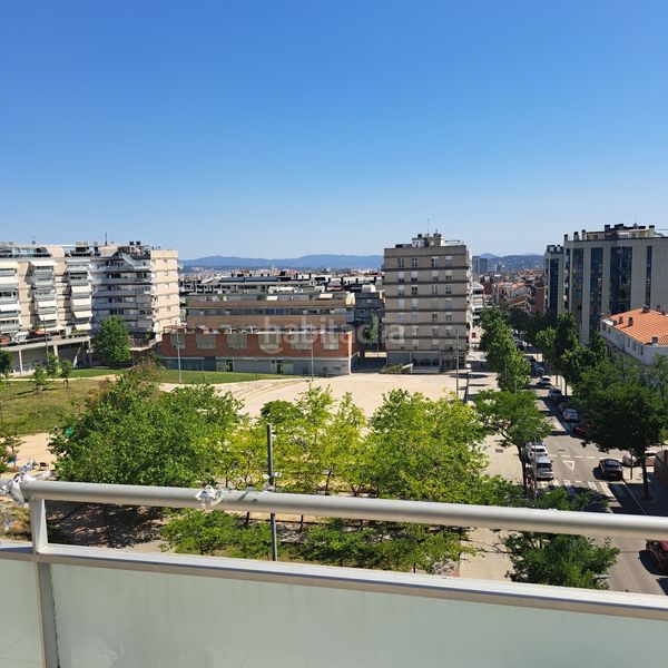 Foto dbfdbe54-c06b-40e6-8427-ccc2f813ad00. Àtic amb calefacció a Zona Esportiva Terrassa