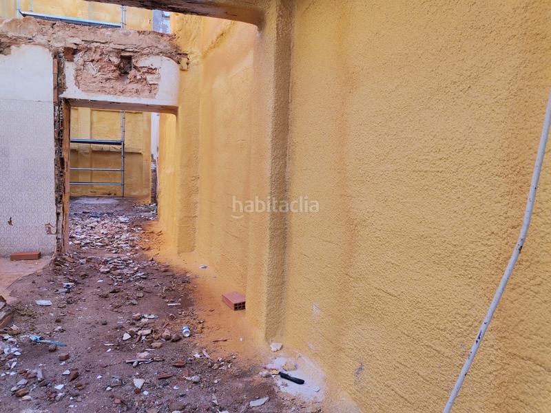 Foto f243ea5a-5e7f-4e73-a3ef-84737d606780. Casa a carrer major 12 a Benetússer