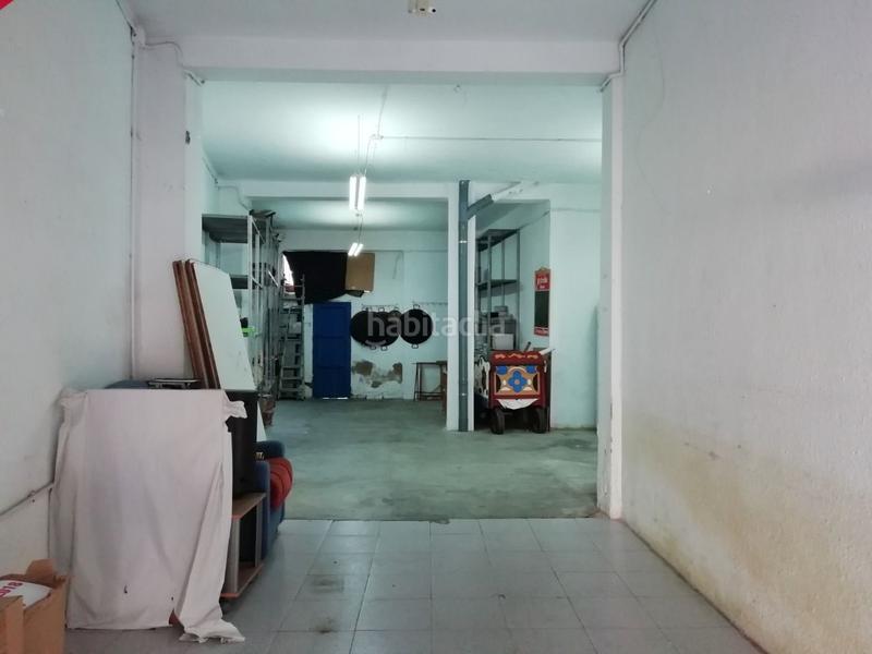 Foto 62f7fa92-414d-4498-8ef5-a864a643db37. Lloguer local comercial a n/a a Benetússer