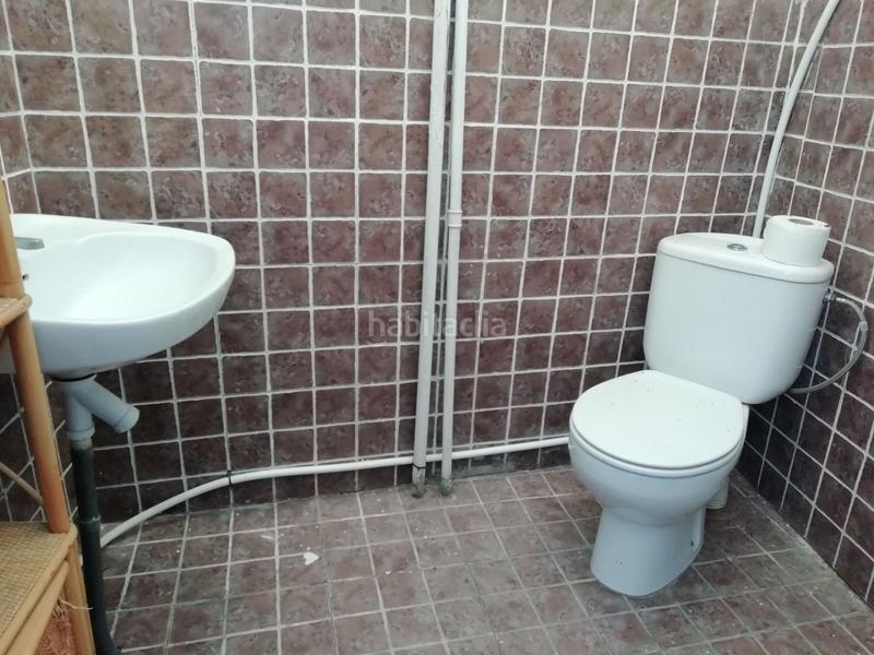 Foto 924e4ddc-4dde-46bd-83e8-d8c3dbc5308e. Lloguer local comercial a n/a a Benetússer