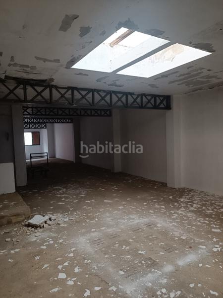 Foto 13ea5dc1-8b8e-45d7-a112-41a5f0ee77a9. Geschäftsraum in calle maestra rosario iroil 10 in Benetússer