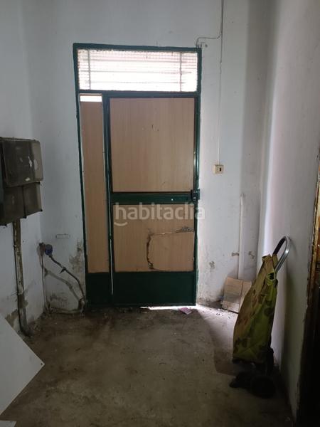 Foto a0cce8e4-7b41-4288-9557-efbc07197a17. Geschäftsraum in calle maestra rosario iroil 10 in Benetússer