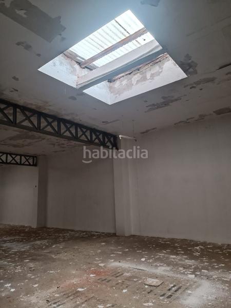 Foto a9ad7a26-4f70-49dd-96a7-7a50a2329a7a. Geschäftsraum in calle maestra rosario iroil 10 in Benetússer