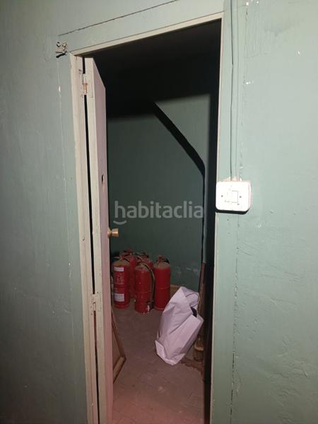 Foto b5f6b9f6-660b-4ed3-8b84-2f7b868a3764. Geschäftsraum in calle maestra rosario iroil 10 in Benetússer