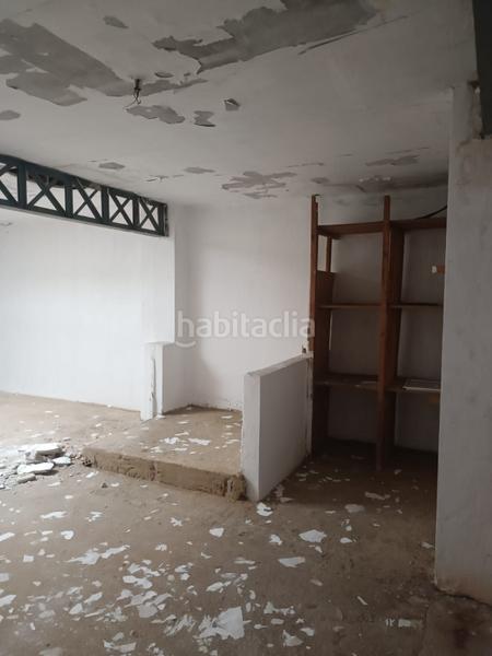 Foto b5faded5-ccd0-47aa-ad50-dc51d6a850c1. Geschäftsraum in calle maestra rosario iroil 10 in Benetússer