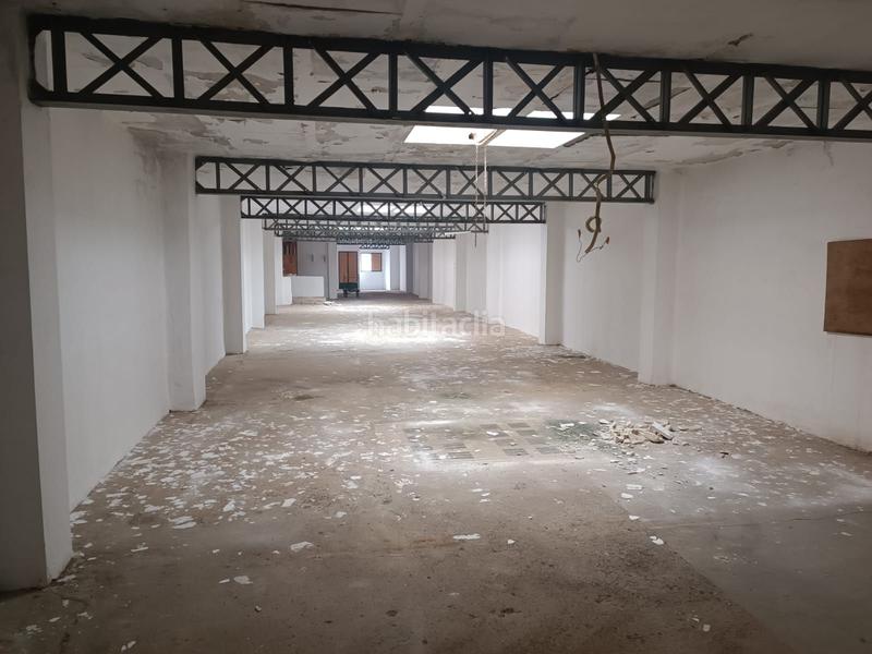 Foto c83b1fd3-0cb8-43dc-a805-97747edfeede. Geschäftsraum in calle maestra rosario iroil 10 in Benetússer