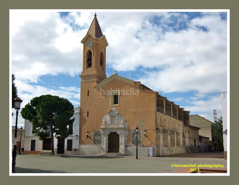 Foto d6a3bd08-b0ad-4a5e-8574-7360b57f5ba4. Parking coche en calle del literato azorin 2a en Benetússer