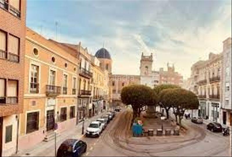 Foto eb6cb3a1-7160-4d16-84c3-ea4b7514f798. Parking coche en carrer juan ramón jiménez 85 en Benifaió