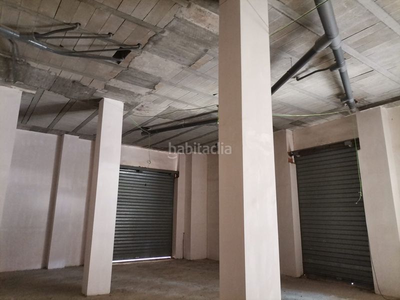Foto e72b8556-76d6-4f28-b27e-7d1c77ba6271. Alquiler local comercial en carrer de la partida del divendres 10 local comercial a pie de calle en Massanassa