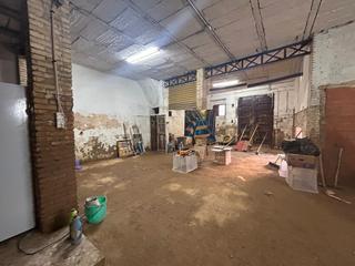 Local Comercial a Carrer del sol 56. Local a la venta en alfafar