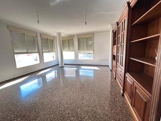 Pis a Carrer de sant joan 15. Piso en zona divendres de massanassa