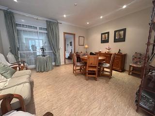 Maison jumelée  Carrer la senyera 1. Casa a la venta en benetusser