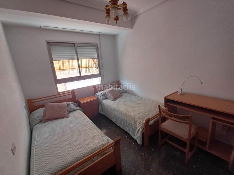 Foto 0df644bb-d931-46c1-b2fa-a104c05c857b. Etagenwohnung in calle fernando el católico 16 in Benetússer