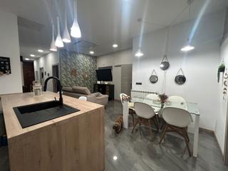 Pis  Calle del maestro atanasio garcia zapater 12. Excelente bajo vivienda a la venta en benetusser