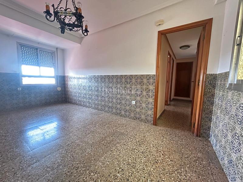 Foto e2f0a1b8-3aeb-4eea-8977-09c318c43d6a. Penthouse in plaça del forn 1 in Benetússer