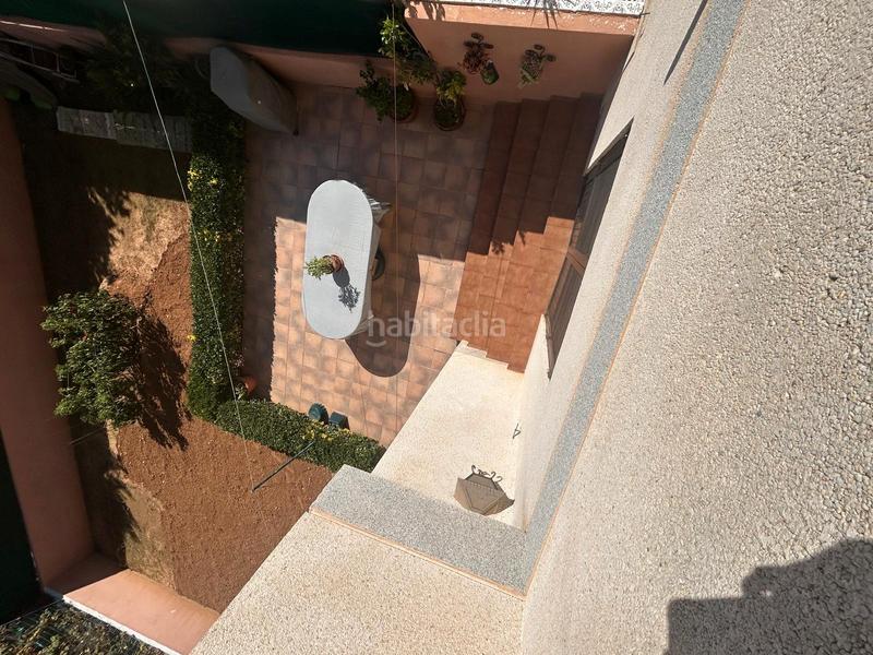 Foto 41f91433-0f27-4f3b-af40-51e67d50d2f9. Casa bifamiliare in carrer sèquia benàger 17 in Catarroja