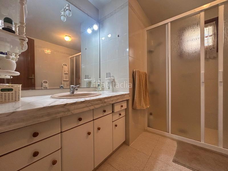 Foto 9c613100-18ce-4542-8cbe-e84fd2530c39. Casa bifamiliare in carrer sèquia benàger 17 in Catarroja