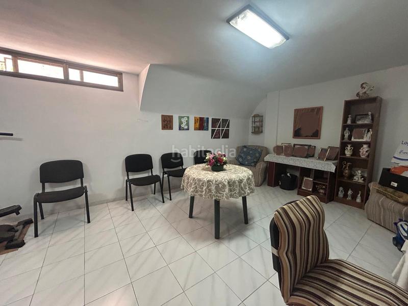 Foto fea8bbec-5ec3-4e45-8dac-df6e25403ace. Casa bifamiliare in carrer sèquia benàger 17 in Catarroja