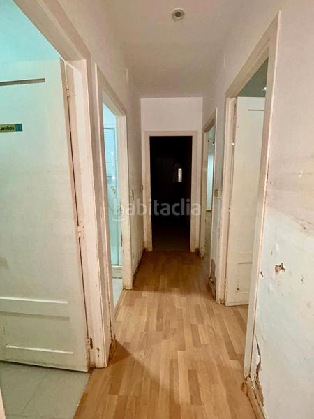 Foto 5e1ee4bc-096d-408d-97f9-35c307735e06. Lloguer local comercial a avinguda camí nou 111 a Benetússer