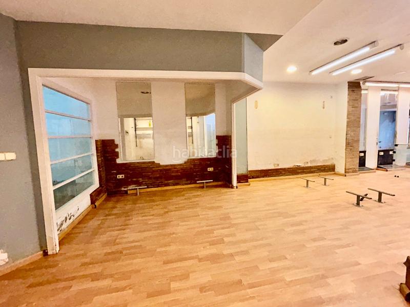 Foto c267352e-41ed-4176-a5be-b31320f10acd. Rent business premise in avinguda camí nou 111 in Benetússer