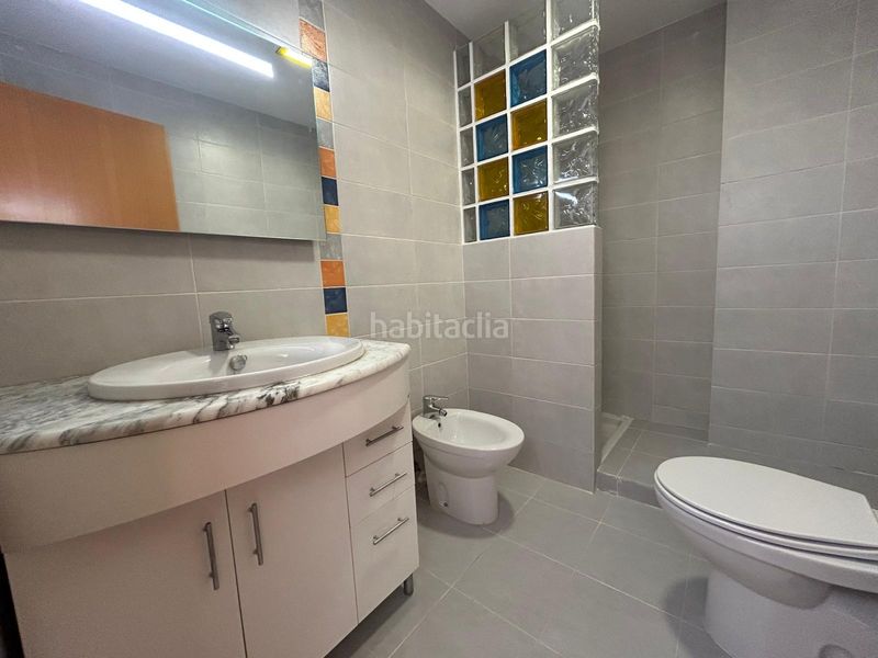 Foto 76b852df-2318-4934-b003-87fc12ffd40a. Casa adossada a Alfafar
