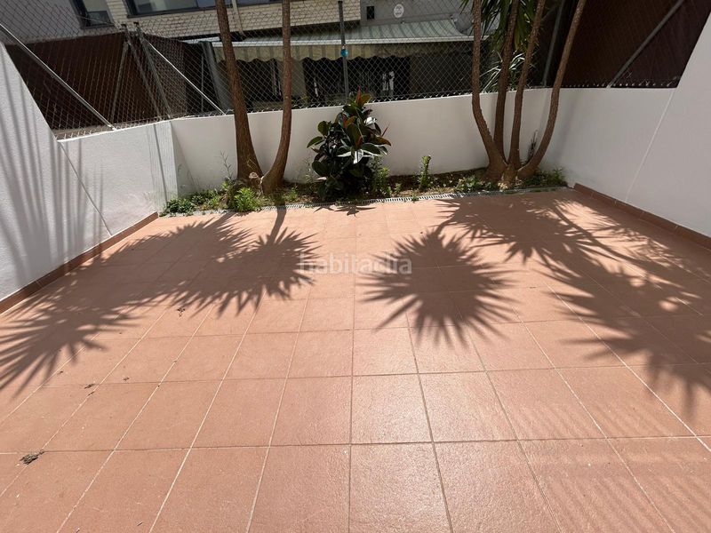 Foto 938cba4a-eb8c-4e88-8b14-6ce3d0fb8b13. Casa adossada a Alfafar