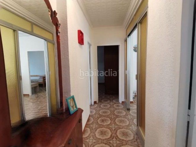 Foto f1c5bdc0-a4c5-4678-abca-fa0faabf5486. Pis a Benetússer