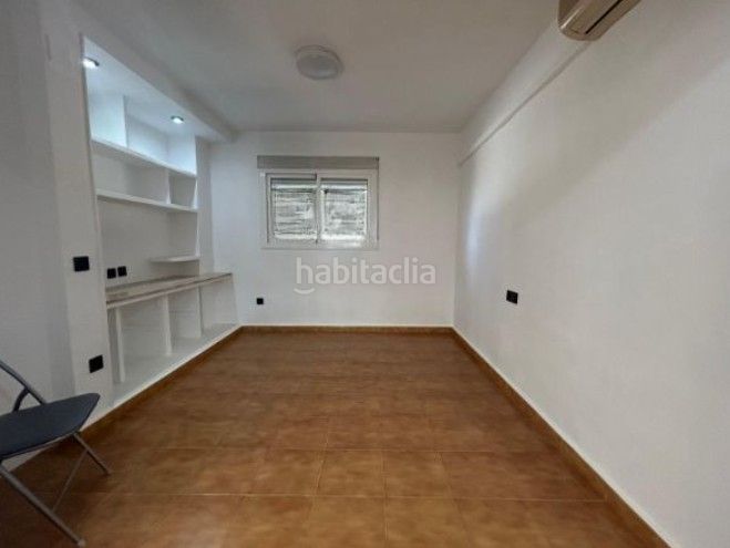 Foto ab344e87-f098-4881-8463-7f43e5bd11bc. Pis a Benetússer