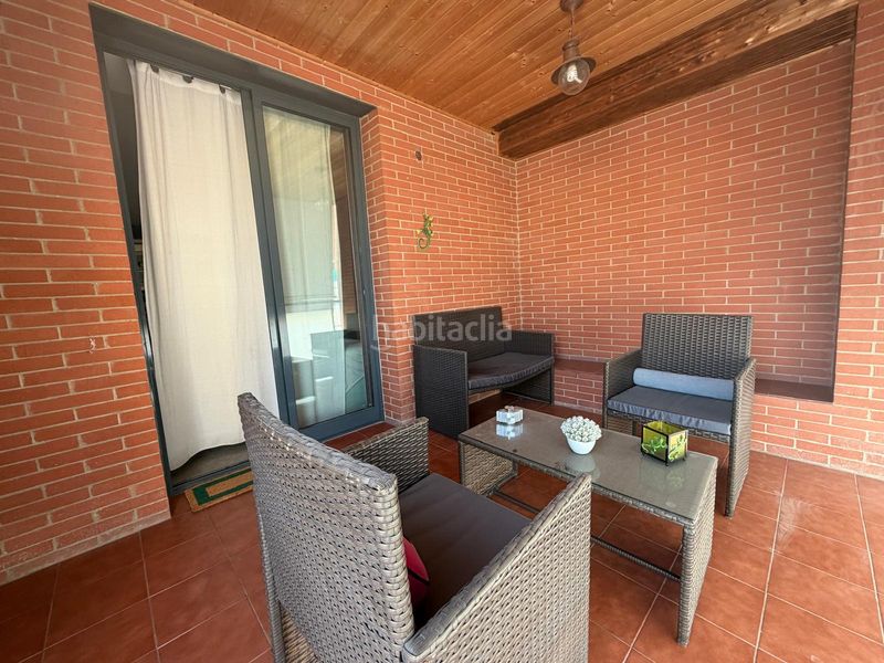 Foto ce241e85-120a-4501-b9e3-cf5b26fffe67. Pis amb aparcament a Benetússer