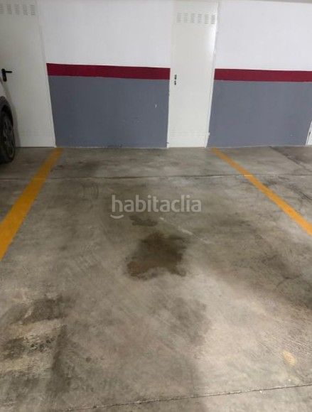 Foto efe8c708-dfa5-4ad3-b6a6-1d95cad37c0f. Pis amb aparcament a Benetússer