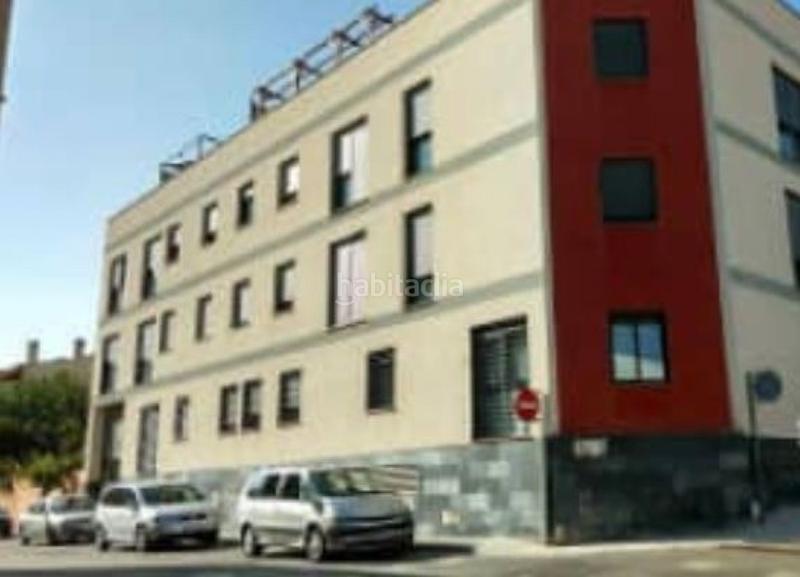 Foto bbeb687c-9264-4dd7-9087-d709a8aedea3. Aparcament cotxe a Vilanova del Camí