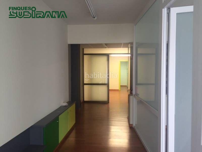 Foto 5b583cd2-5571-4329-924f-abb4016e3a57. Local comercial en Poble Sec Igualada
