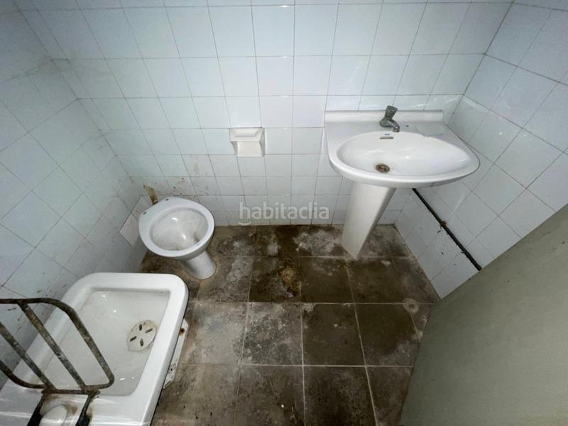 Foto 5ca6ab36-2b6c-4040-944e-f2a007883174. Local comercial local en venda situat a poble sec en Igualada