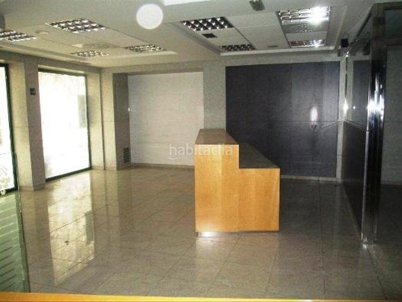 Foto 02466ee0-c5c5-47e1-b7f4-5640a15387d6. Local comercial  en venda a en Martorell