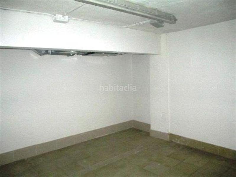 Foto 65a84b96-f19f-4a2b-9b7a-ee85863c2566. Local comercial  en venda a en Martorell