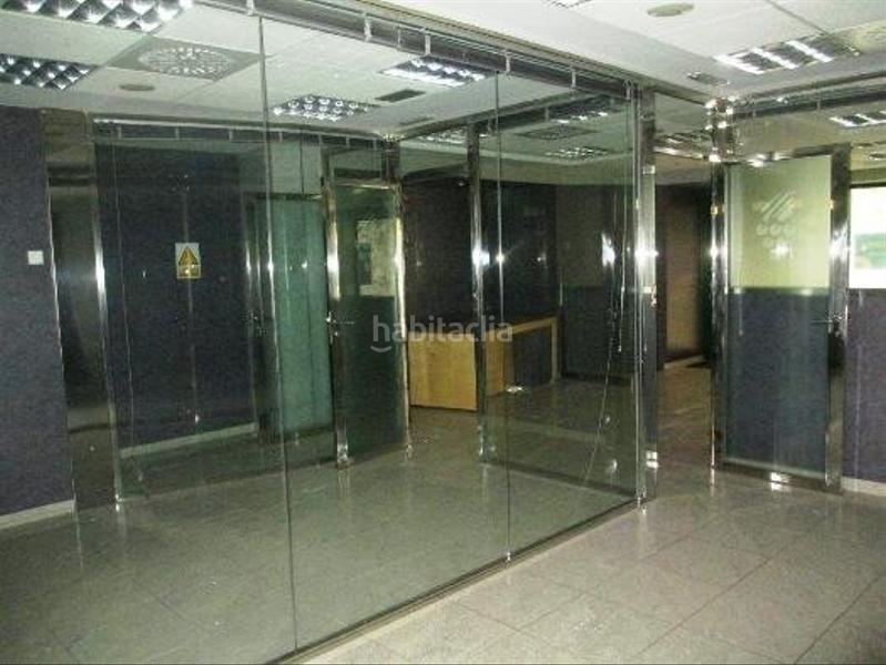 Foto cb271abe-ecec-4bfa-9de3-f078ae10f575. Local comercial  en venda a en Martorell