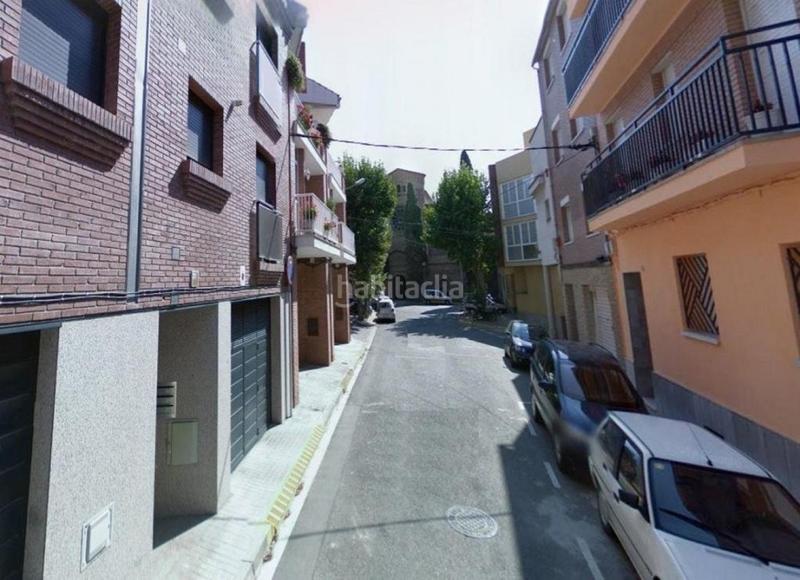 Foto b02cef0f-0cff-4638-97a0-37609df751d2. Casa amb aparcament a Poble Sec Igualada