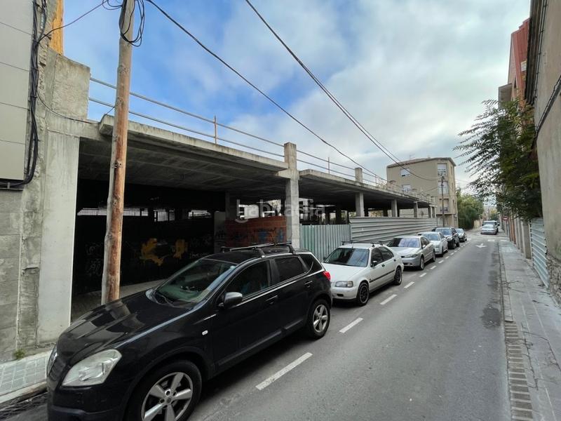 Foto 2f03d92d-3c5f-4c8f-8ff7-2a27e1c417eb. Terreno residencial edifici per finalitzar a zona Centre en Igualada