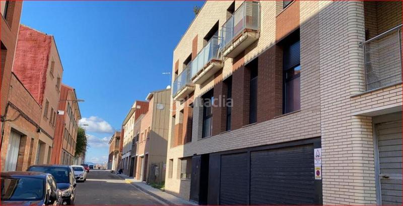 Foto 5d547b4d-d862-4f0d-b24d-d35e4c8728d4. Aparcament cotxe a Òdena