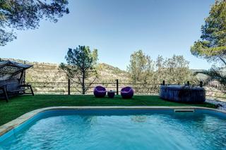 Casa a Pobla de Claramunt (La). Casa en venda a la pobla de claramunt  xaró  jardí amb piscina