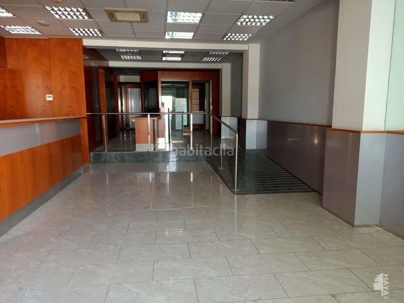 Foto 97b48793-e150-4639-b7c6-7a6e1d703d12. Local comercial a Ponent - Set Camins Igualada