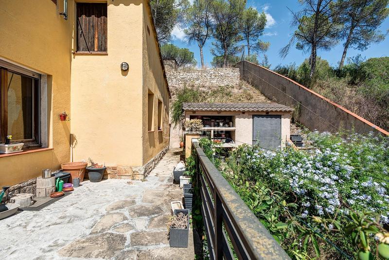 Foto b44be5df-4f8c-4dce-9888-752d20c5049a. Casa  en venda a la torre de claramunt . parcel.la de 657m2 en Torre de Claramunt (La)