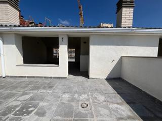 Pis a Poble Sec. Pis en venda a igualada   terrassa de 74m2  2 sales polivalents
