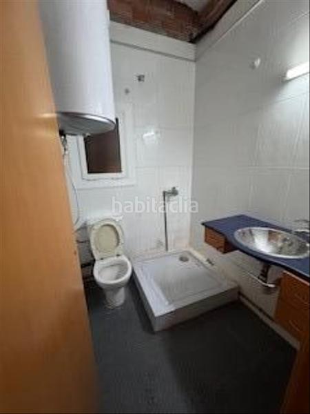 Foto e92dc408-6af2-4d95-a4b8-7b45c3b077e5. Edificio in Llevant Igualada